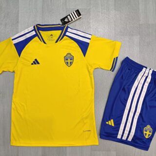 Criança Suecia Principal 26/27