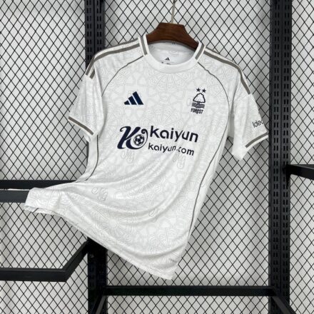Nottingham Forest Alternativa 25/26