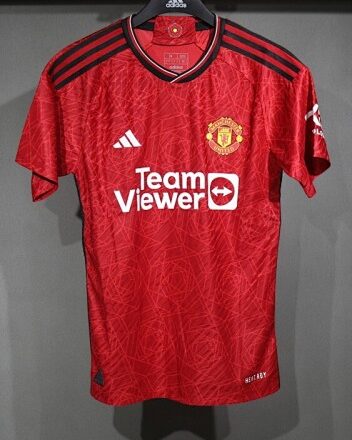 Retro Manchester United 23/24