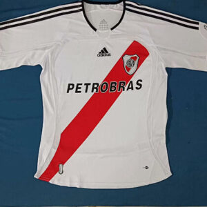 Retro River Plate 06/07