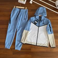 NIKE TECH - 103.4