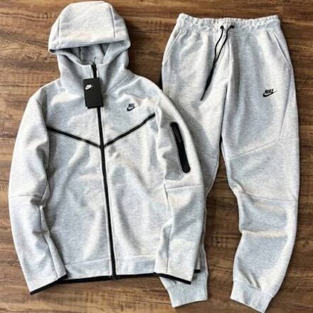Nike Tech Fleece - 100.1