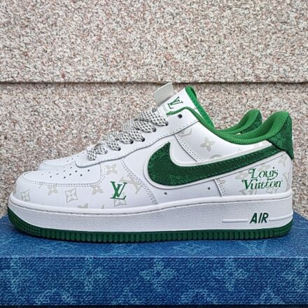 NIKE AIR FORCE - 027.24