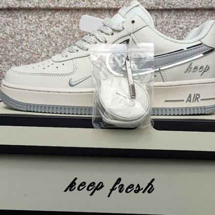 NIKE AIR FORCE - 027.25