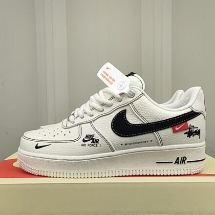 NIKE AIR FORCE - 027.32
