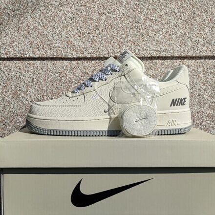 NIKE AIR FORCE - 027.42