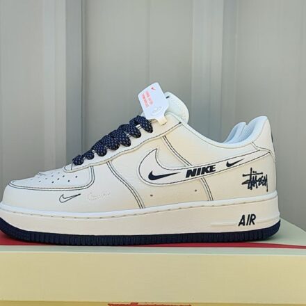 NIKE AIR FORCE - 027.44