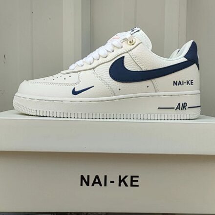 NIKE AIR FORCE - 027.45