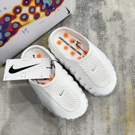 NIKE MIND - 041.1