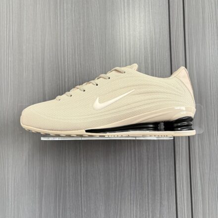 NIKE SHOX - 022.6