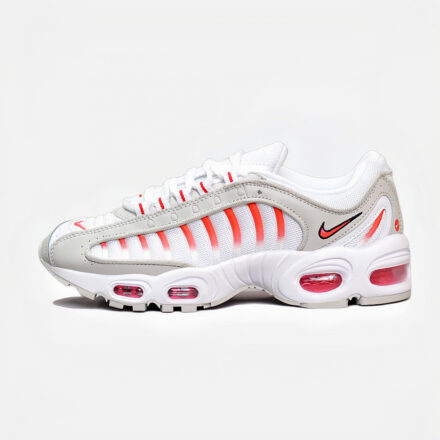 NIKE TAILWIND - 1022.14