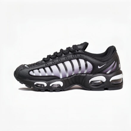 NIKE TAILWIND - 1022.21