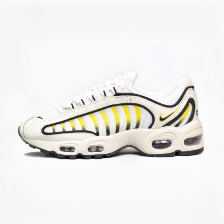 NIKE TAILWIND - 1022.22