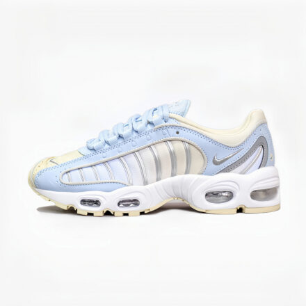 NIKE TAILWIND - 1022.6