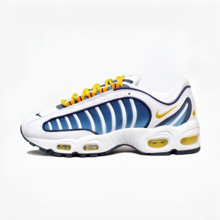 NIKE TAILWIND - 1022.8